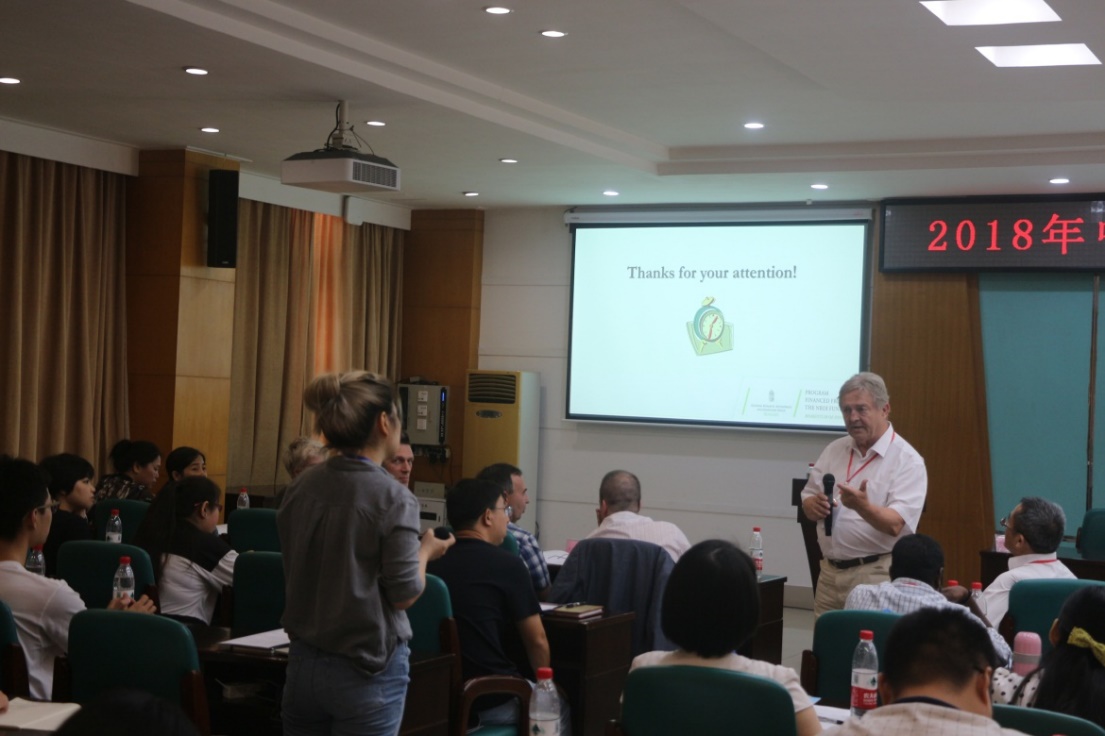 Gyula ZÁRAY教授报告